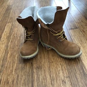 Women's Timberland Boots, Size 9